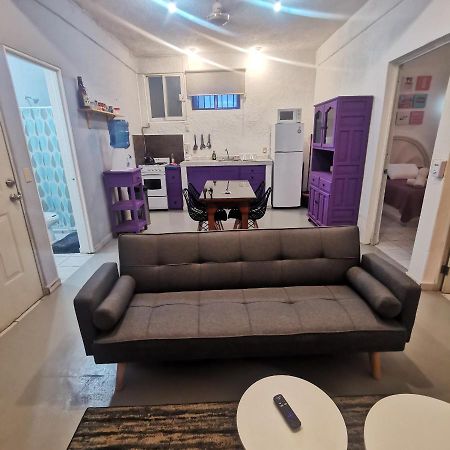 2 Bedroom Apartment With A/C Wi-Fi Best Location! Zihuatanejo Bagian luar foto