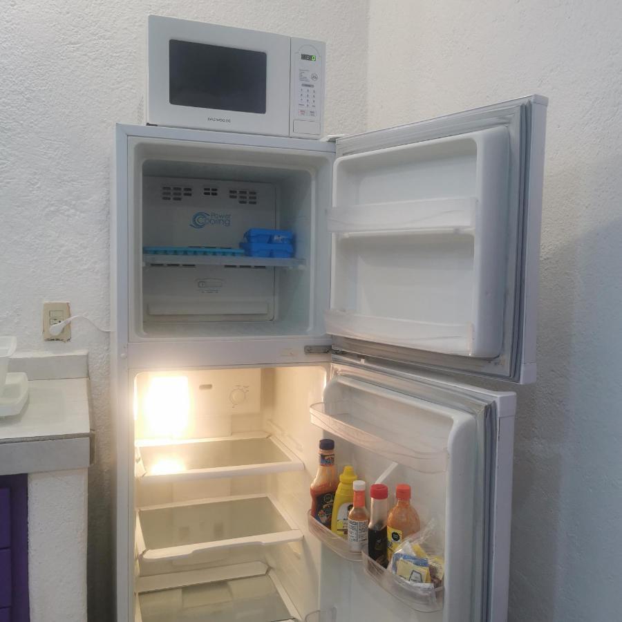 2 Bedroom Apartment With A/C Wi-Fi Best Location! Zihuatanejo Bagian luar foto