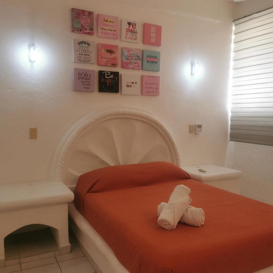 2 Bedroom Apartment With A/C Wi-Fi Best Location! Zihuatanejo Bagian luar foto