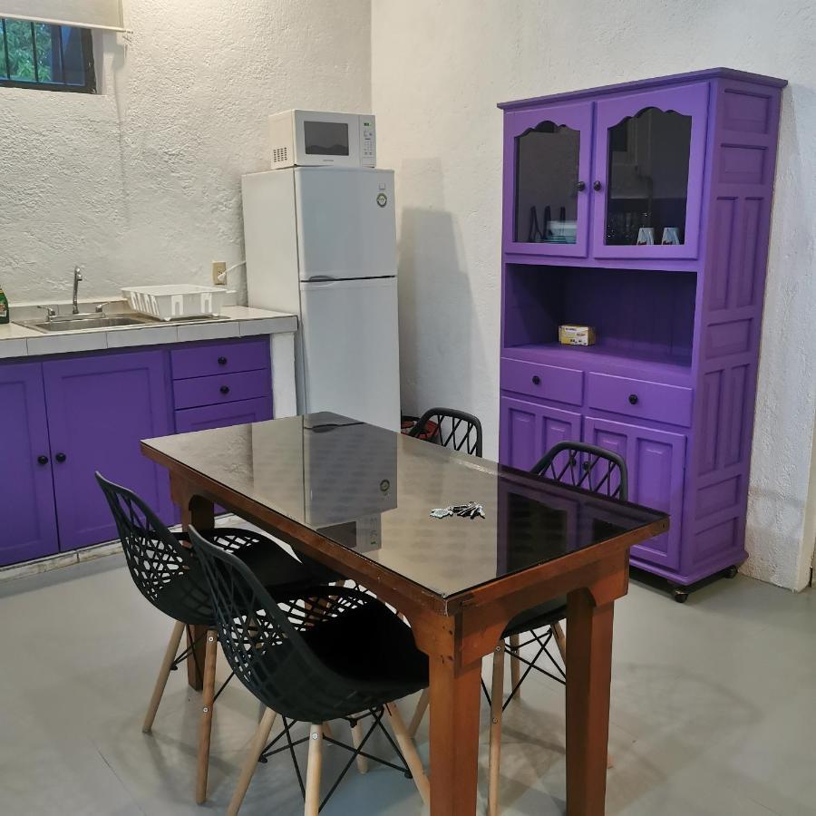 2 Bedroom Apartment With A/C Wi-Fi Best Location! Zihuatanejo Bagian luar foto