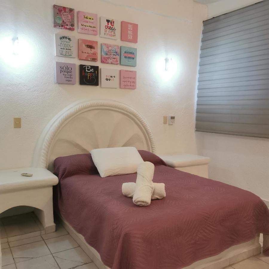 2 Bedroom Apartment With A/C Wi-Fi Best Location! Zihuatanejo Bagian luar foto