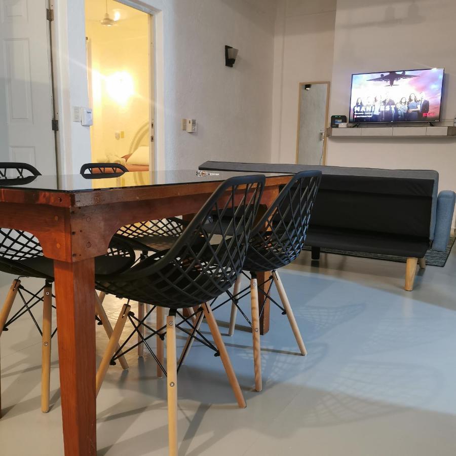 2 Bedroom Apartment With A/C Wi-Fi Best Location! Zihuatanejo Bagian luar foto