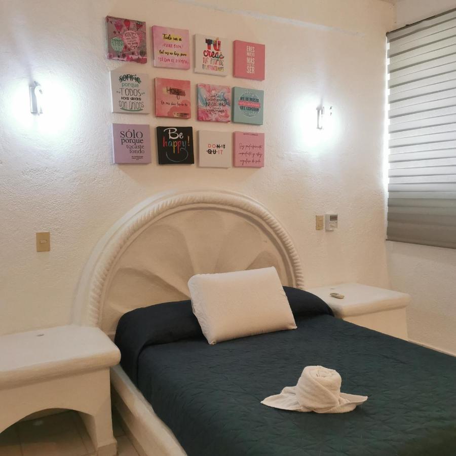 2 Bedroom Apartment With A/C Wi-Fi Best Location! Zihuatanejo Bagian luar foto