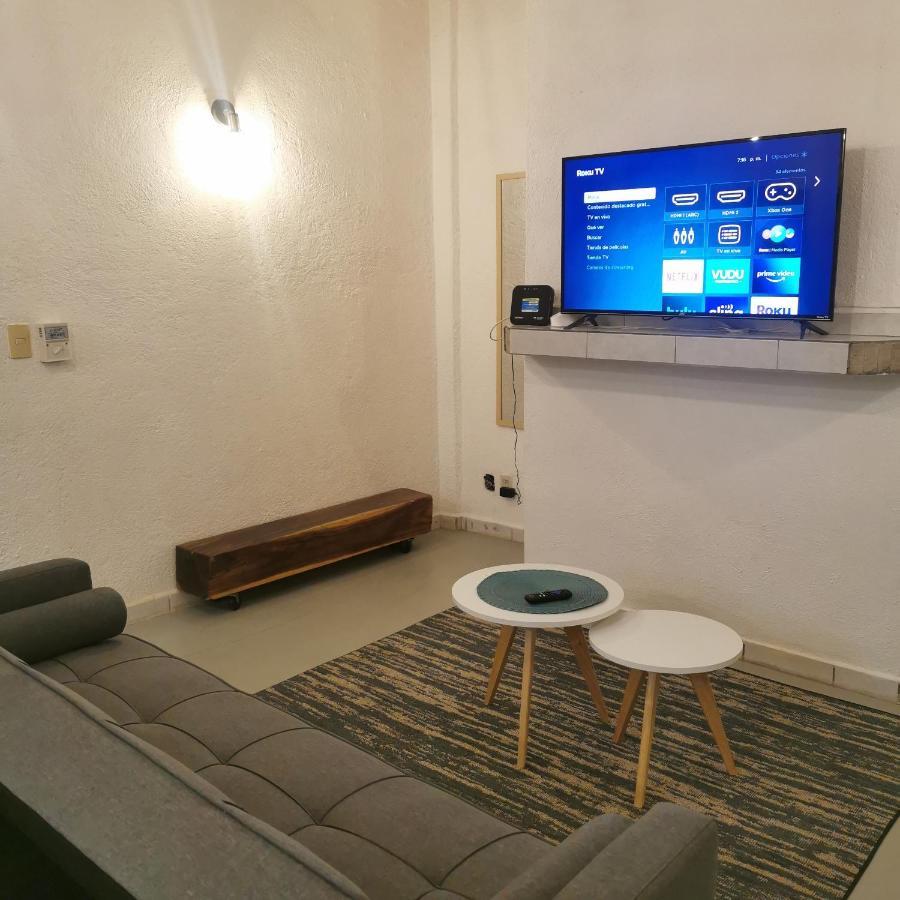 2 Bedroom Apartment With A/C Wi-Fi Best Location! Zihuatanejo Bagian luar foto